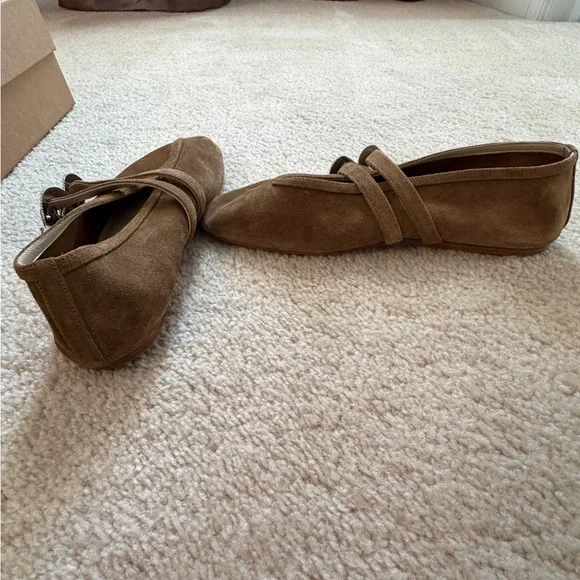 LE MONDE BÉRYL Ballet Taupe Suede Claudia Slipper 8.5 - Picture 8 of 11